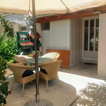 Lovely Apartment With Garden And Terrace 리예카 외부 사진