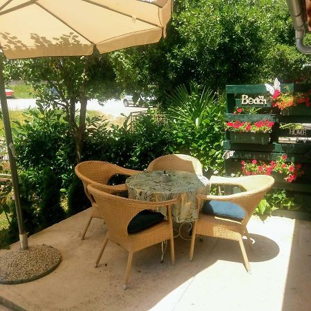 Lovely Apartment With Garden And Terrace 리예카 외부 사진